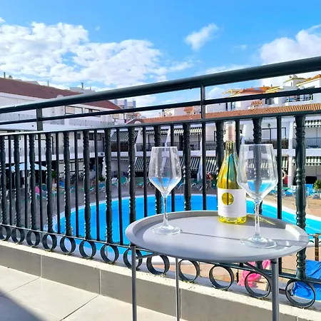 Apartman Pearl Cristianos - Ac, Pool, Fibre Net, Tv Channels, Calm Atmosphere *