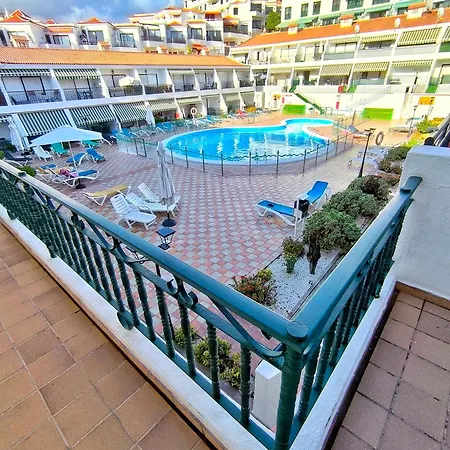 Pearl Cristianos - Ac, Pool, Fibre Net, Tv Channels, Calm Atmosphere דירה *