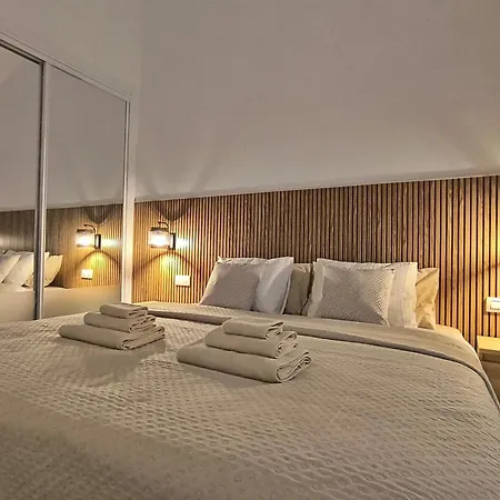 Апартаменты Pearl Cristianos - Pool, Fibre Net, Tv Channels, Calm Atmosphere *