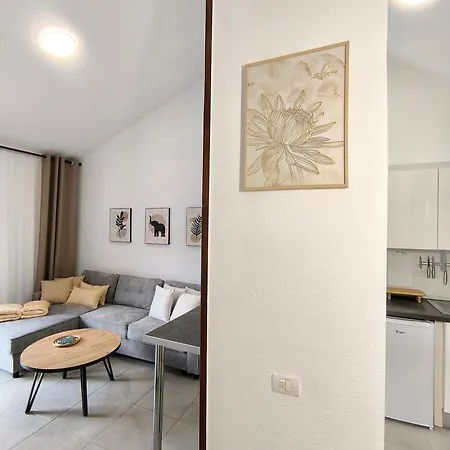 Pearl Cristianos - Pool, Fibre Net, Tv Channels, Calm Atmosphere *