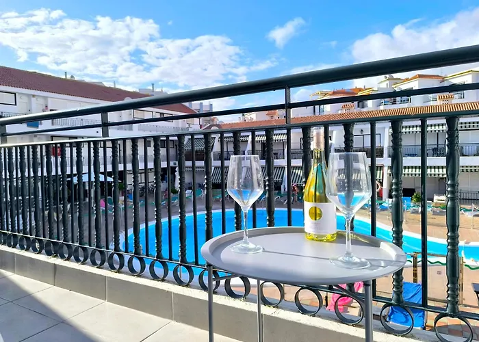 Apartment Pearl Cristianos - Ac, Pool, Fibre Net, Tv Channels, Calm Atmosphere *