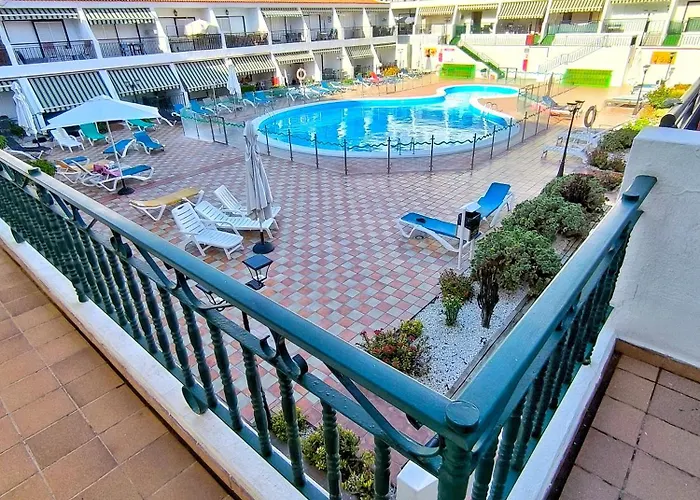 Pearl Cristianos - Ac, Pool, Fibre Net, Tv Channels, Calm Atmosphere Lejlighed *