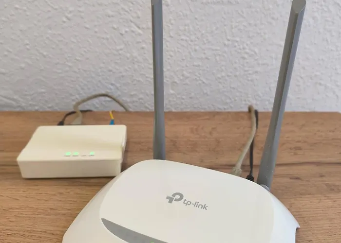 Pearl Cristianos - Ac, Pool, Fibre Net, Tv Channels, Calm Atmosphere Apartment