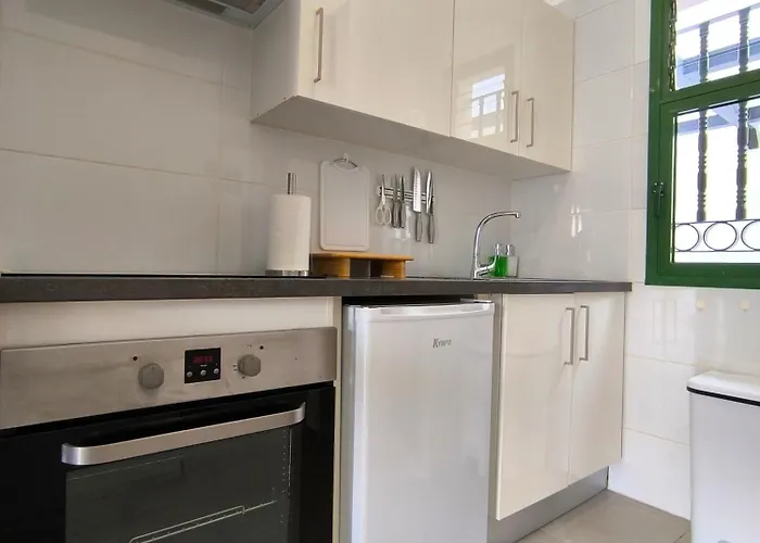 Apartment Pearl Cristianos - Ac, Pool, Fibre Net, Tv Channels, Calm Atmosphere