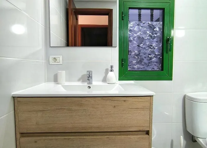 Pearl Cristianos - Ac, Pool, Fibre Net, Tv Channels, Calm Atmosphere