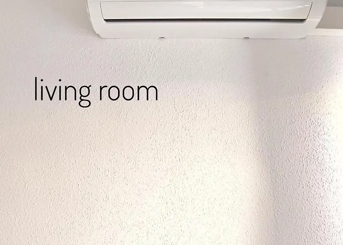 Pearl Cristianos - Ac, Pool, Fibre Net, Tv Channels, Calm Atmosphere